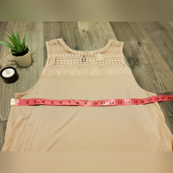 Blush colored cami from H&M - Picture 3 of 5